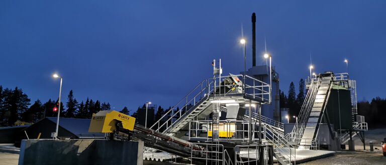 Lieksa biorefinery at night.