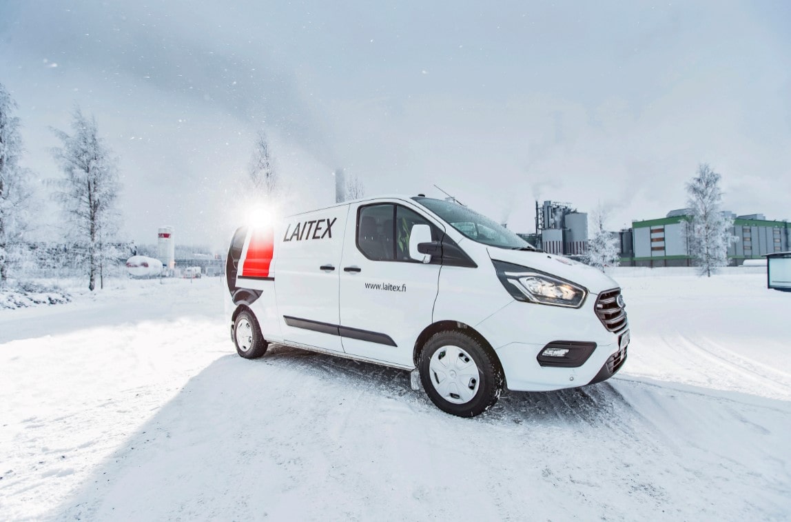 Laitex material handling service van in the winter.