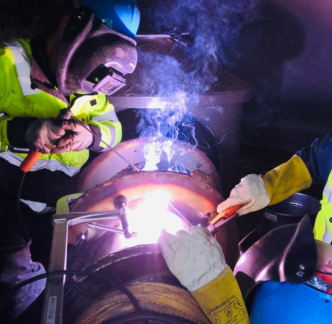 Rotary valve repair is made in Laitex workshop.