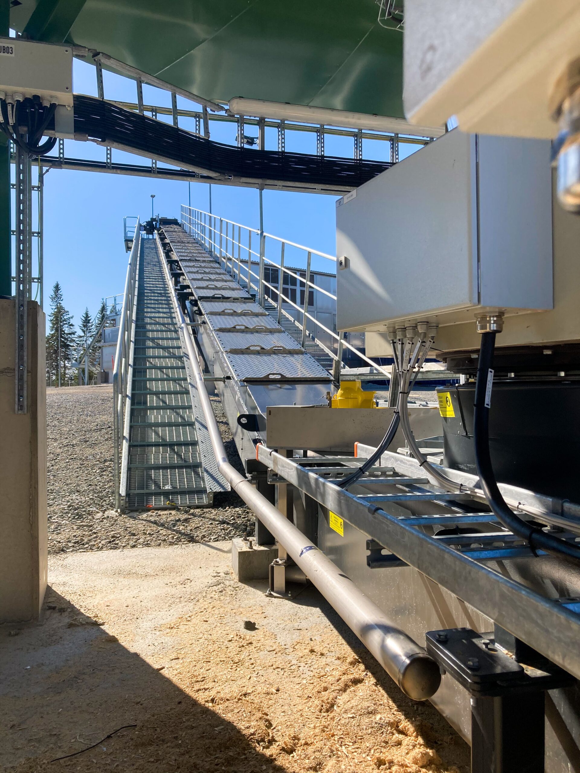 Conveyor system going upwards.
